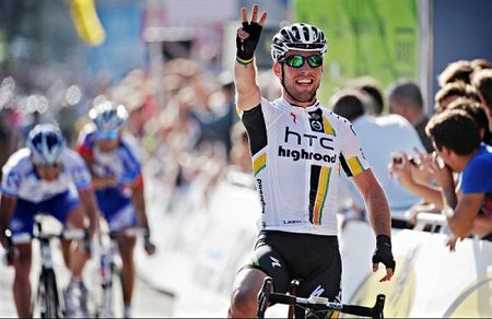 Mark Cavendish (HTC-Highroad) wins