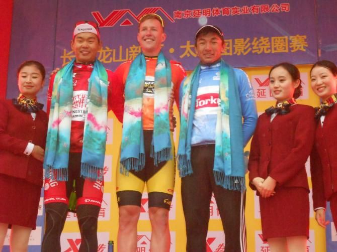Jersey leaders on the picture: best Greater China rider Wang Meiyin, race leader Sam Witmitz and best Young rider Ahmet Orken.