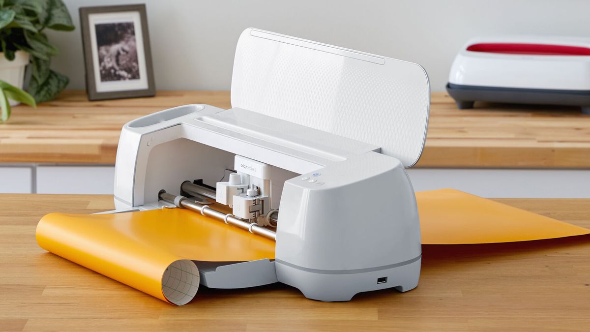 Cricut Maker 3 bundle deals