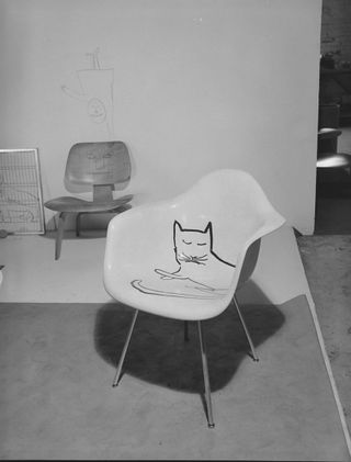 Vitra eames chair with steinberg cat