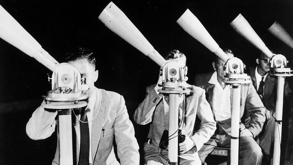 How amateur satellite trackers are keeping an
