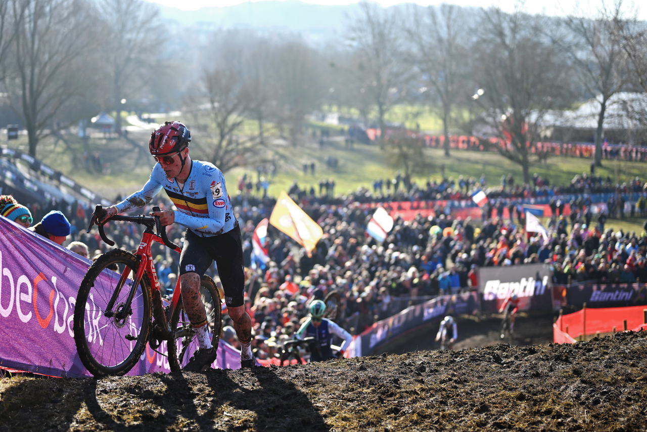 Kay De Bruyckere of Belgium competes during the 76th UCI Cyclo-Cross World Championships 2025