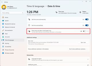 Show time and date in the System tray