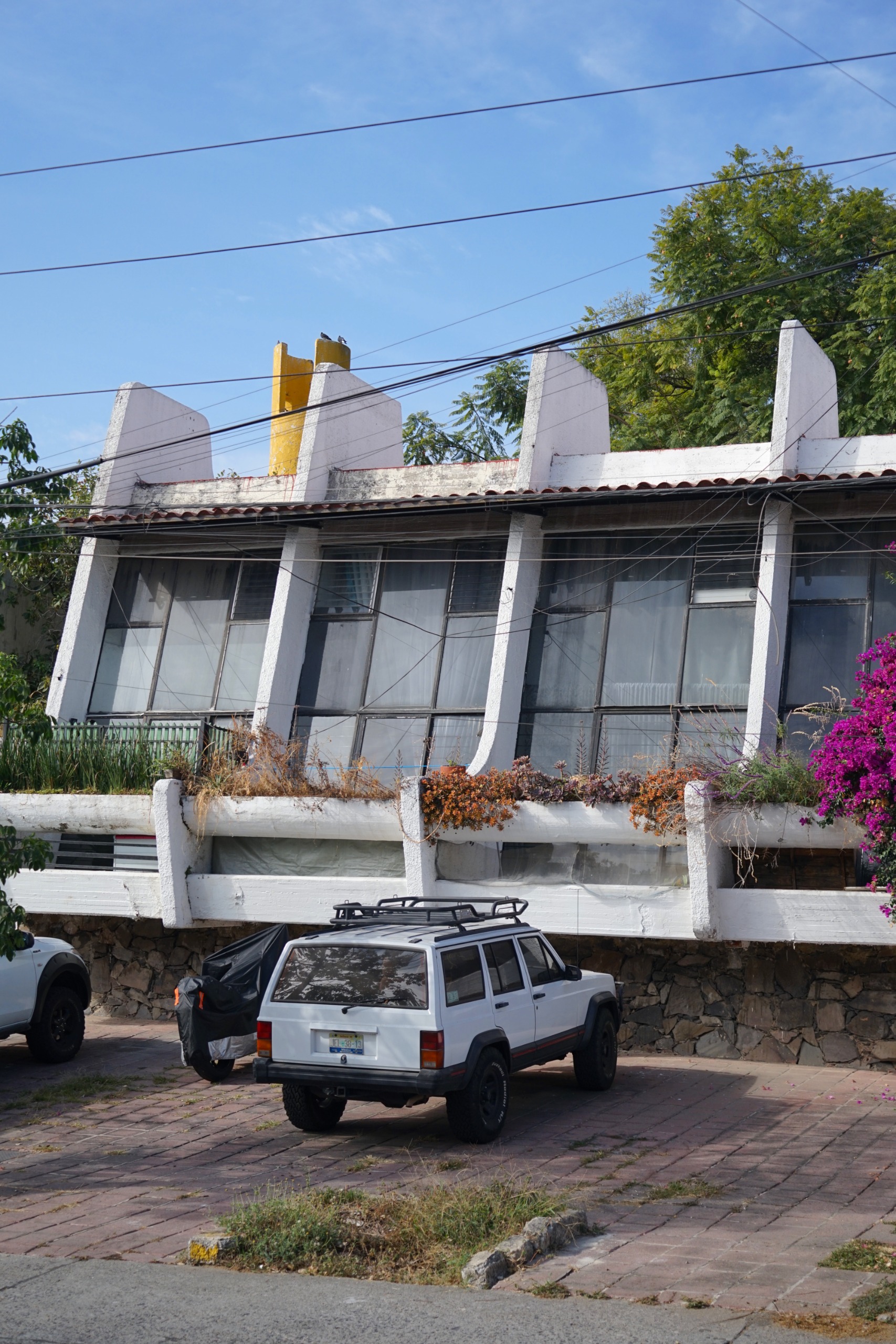 brutalist building in Guadalajara by F&amp;eacute;lix Aceves Ortega