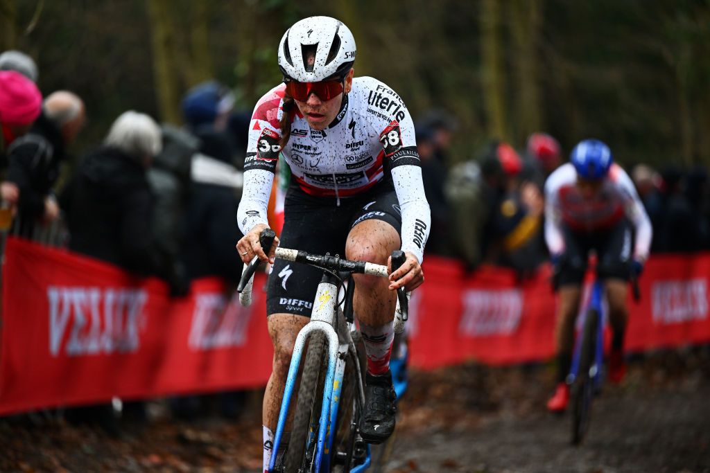 riders during the 2024 women's uci world cup race in namur