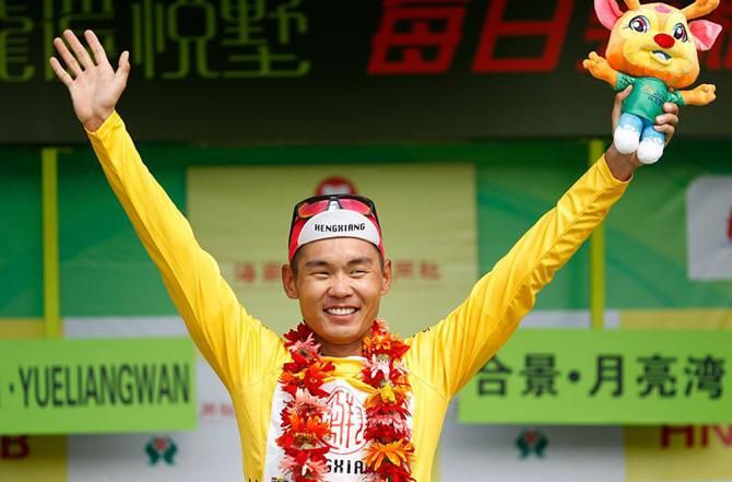 Wang Meiyin (Hengxiang) is leading the Tour of Hainan