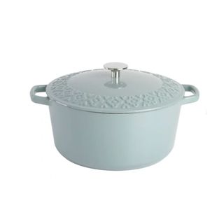 Spice by Tia Mowry Dutch oven in pale green