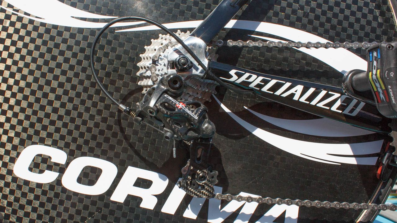 The challenge of cabling TT bikes means electronic groupsets dominate, but this one has mechanical Campagnolo Super Record (Matthew Allen / Immediate Media)