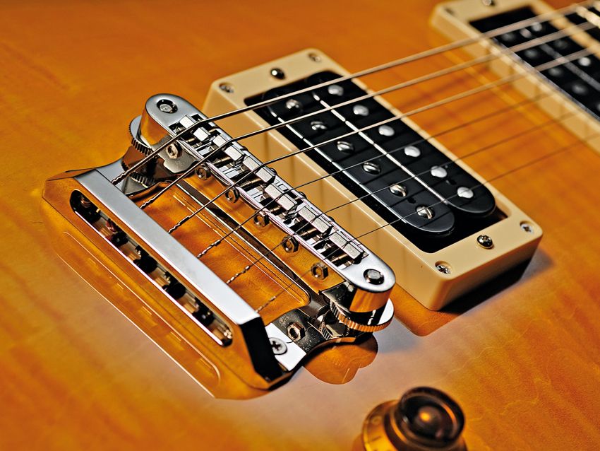 The Kenai boasts a pair of Duncan '59 pickups.