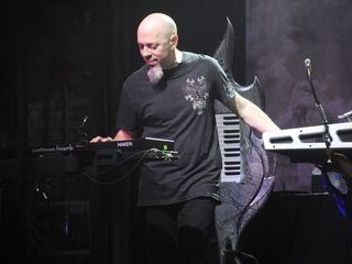 Rudess has some apps and he's gonna use 'em!