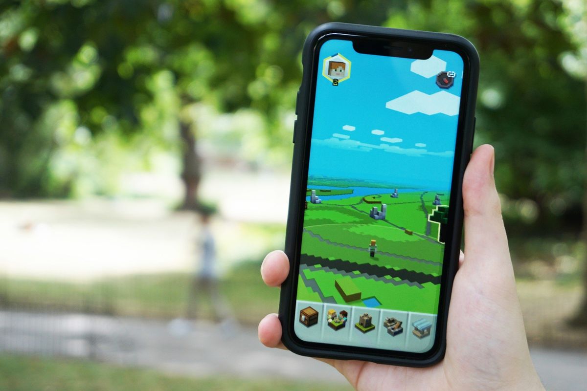 Hands-on with Minecraft Earth, Microsoft's augmented reality