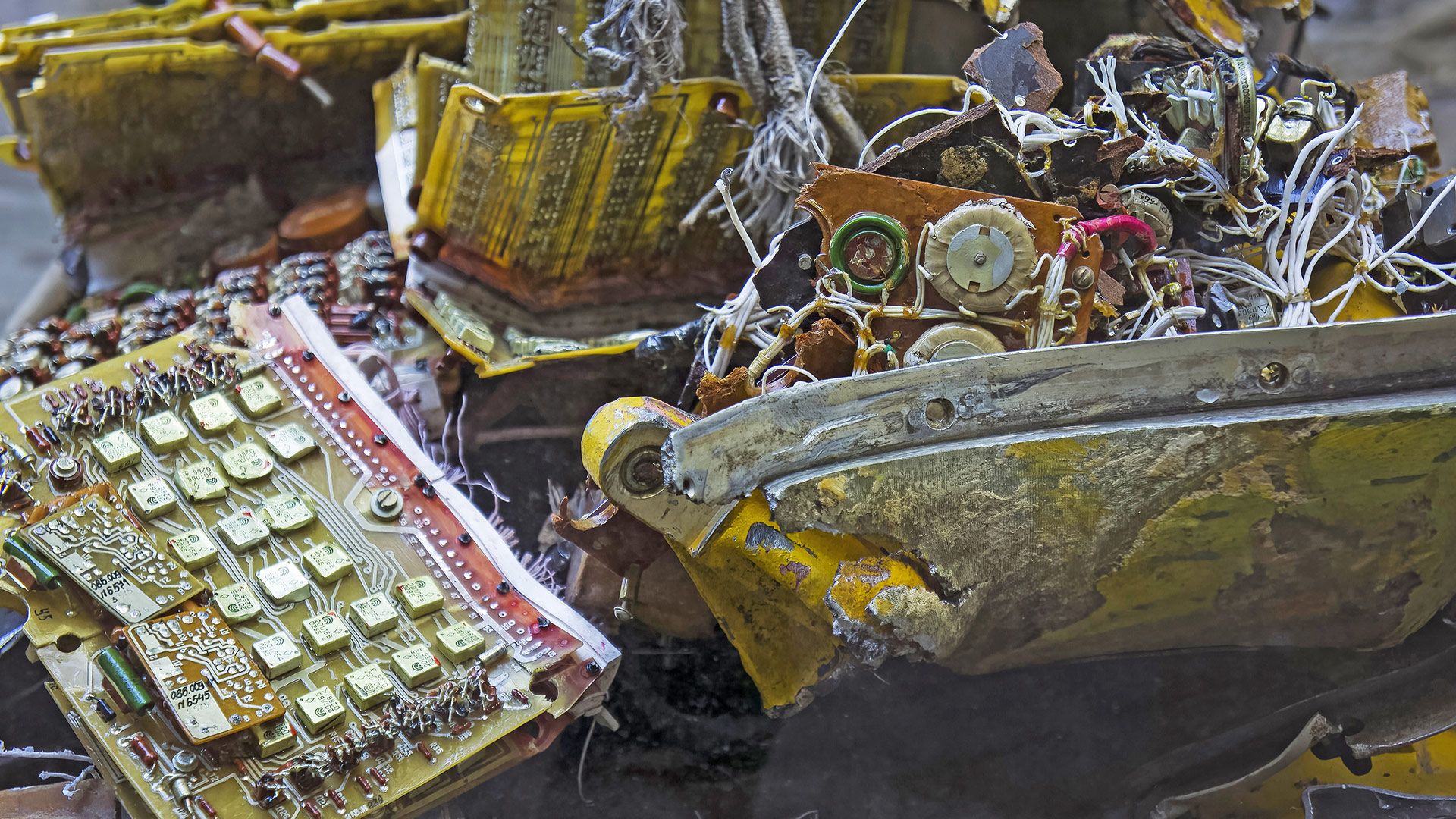 Electronics shown in destroyed missile wreckage
