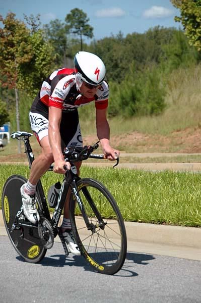 Floyd Landis (OUCH p/b Maxxis) on his first lap.