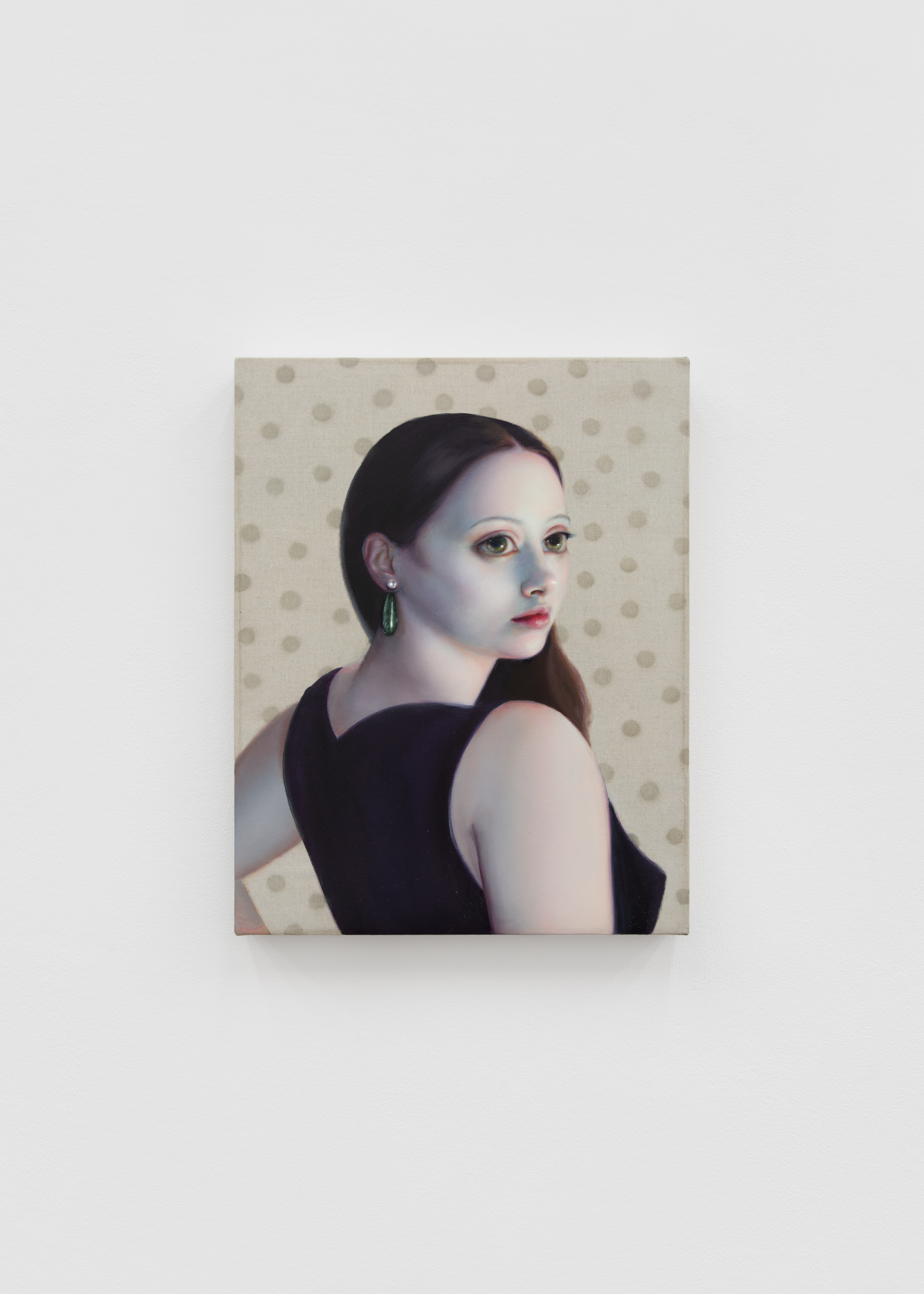 Hannah Murray painting of woman with big eyes