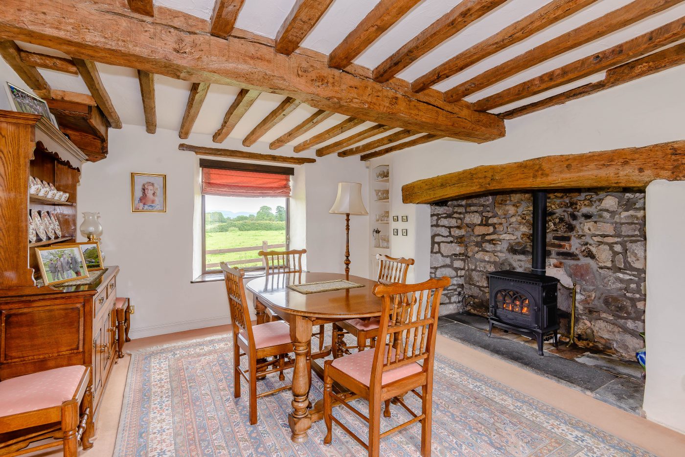 Pentre-Isa-dining-room-Jackson-Stops-e1576667156621.jpg
