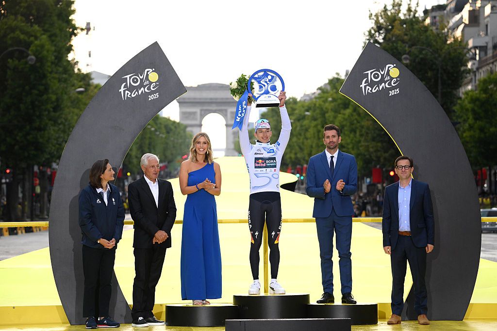 PARIS - CHAMPS-ELYSEES, FRANCE - JULY 27: Florian Lipowitz of Germany and Team Red Bull - BORA - hansgrohe celebrates at podium as White best young jersey winner during the 112th Tour de France 2025, Stage 21 a 132.3km stage from Mantes-la-Ville to Paris - Champs-Elysees / #UCIWT / on July 27, 2025 in Paris - Champs-Elysees, France.