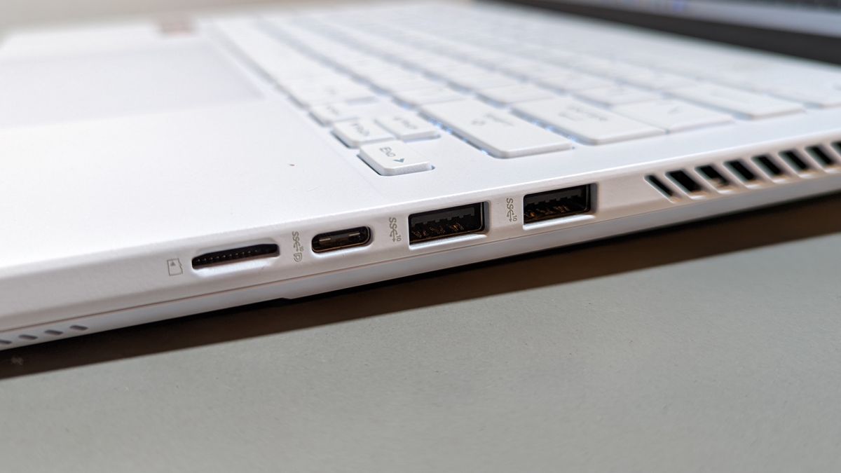 Asus ROG Zephyrus G14 (2022) review | Laptop Mag