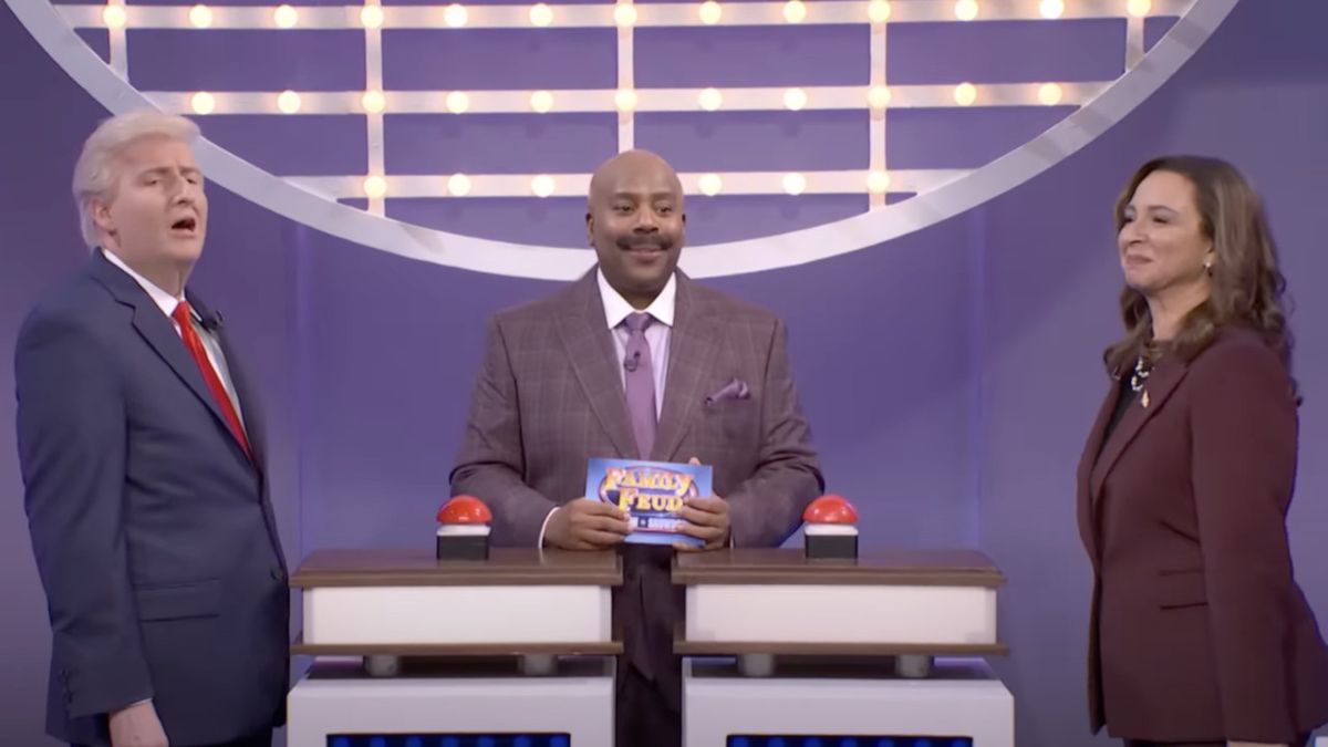 Donald Trump (James Austin Johnson) and Kamala Harris (Maya Rudolph) vie on Family Feud with Steve Harvey (Kenan Thompson) presiding on Saturday Night Live