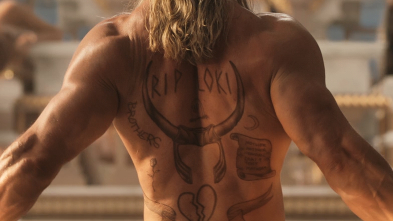 Thor's naked back in Thor: Love and Thunder