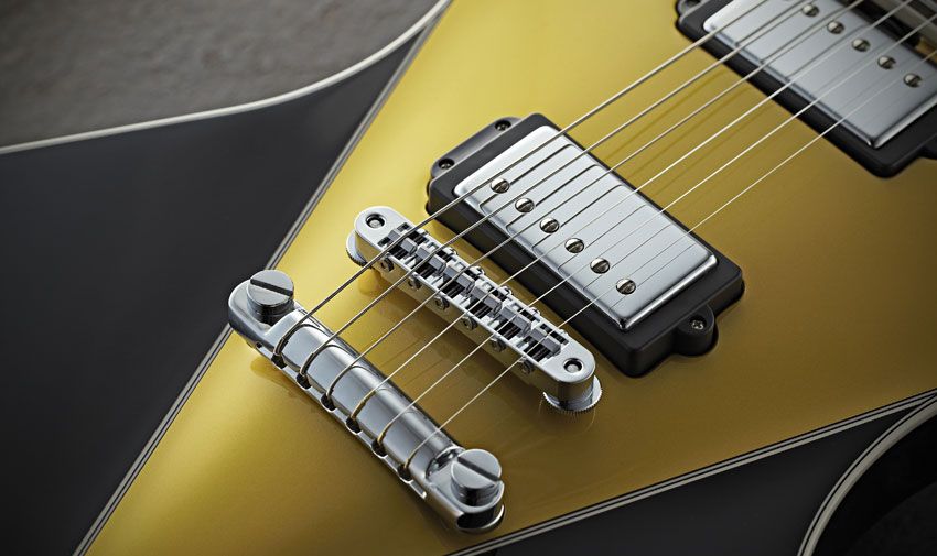 The PAF-style humbuckers have been designed especially for the Armada