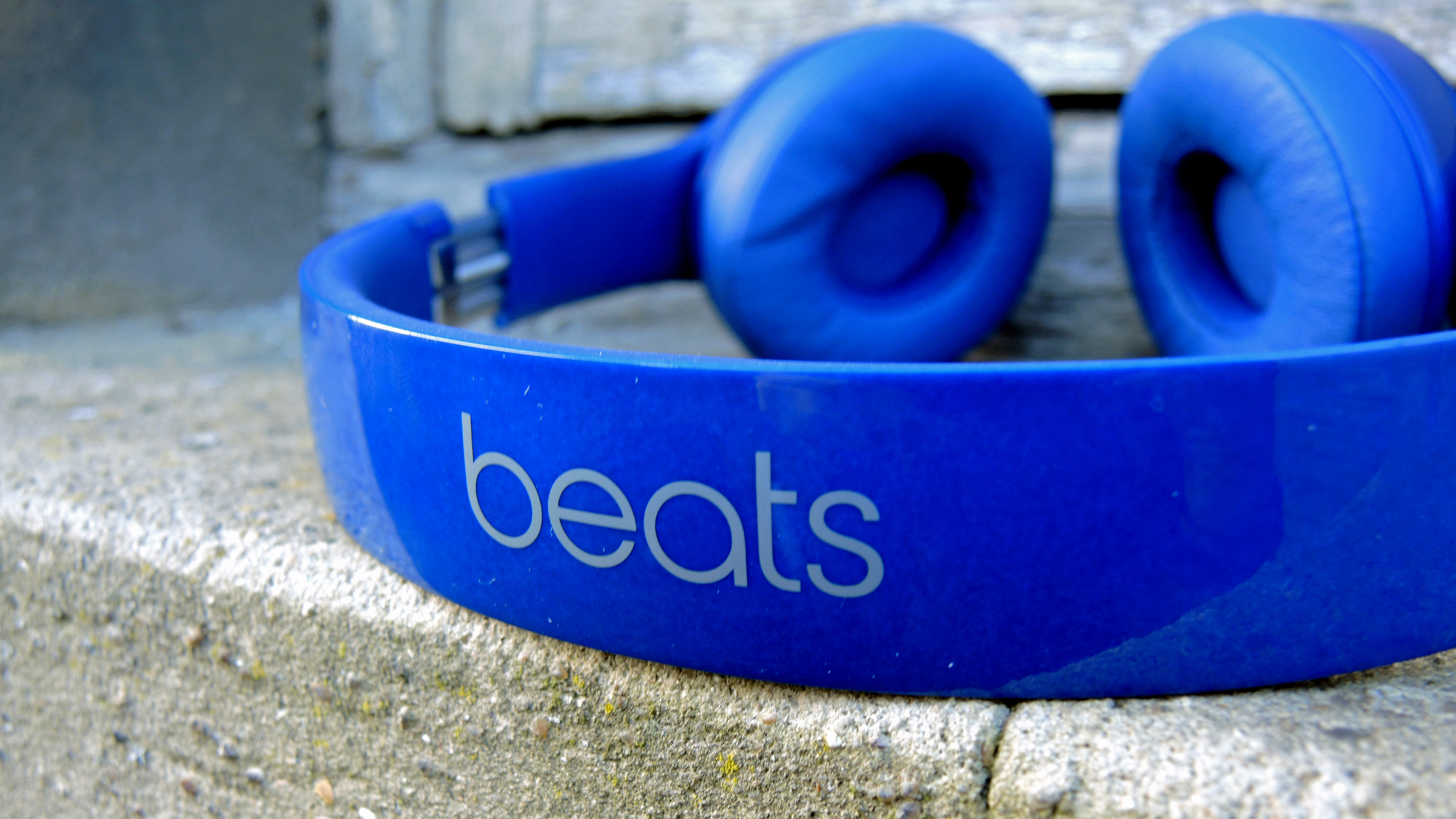 all blue beats