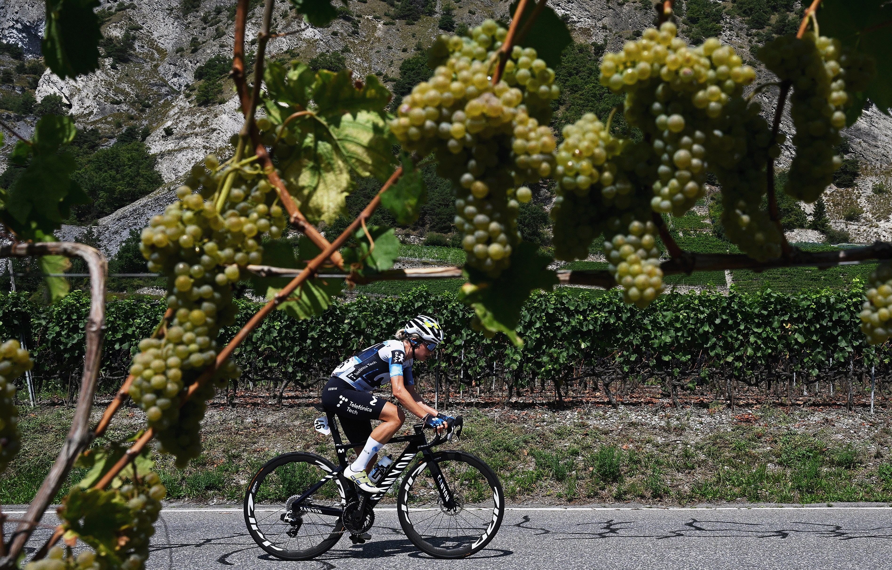 LA TZOUMAZ, SWITZERLAND - AUGUST 16: Claire Steels of Great Britain and Team Movistar competes during the 4th Tour de Romandie Feminin 2025, Stage 2 a 123.2km stage from Conthey to La Tzoumaz 1522m / #UCIWWT / on August 16, 2025 in La Tzoumaz, Switzerland. (Photo by Dario Belingheri/Getty Images)