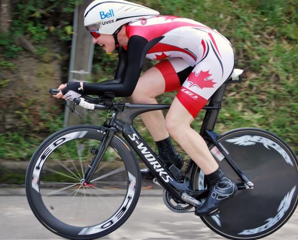 Clara Hughes (Canada) rides to gold in the Panam championships