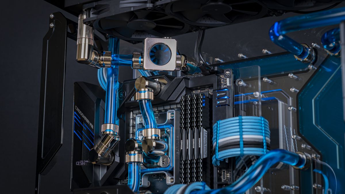 Blue Shift, Spectre III PC Build