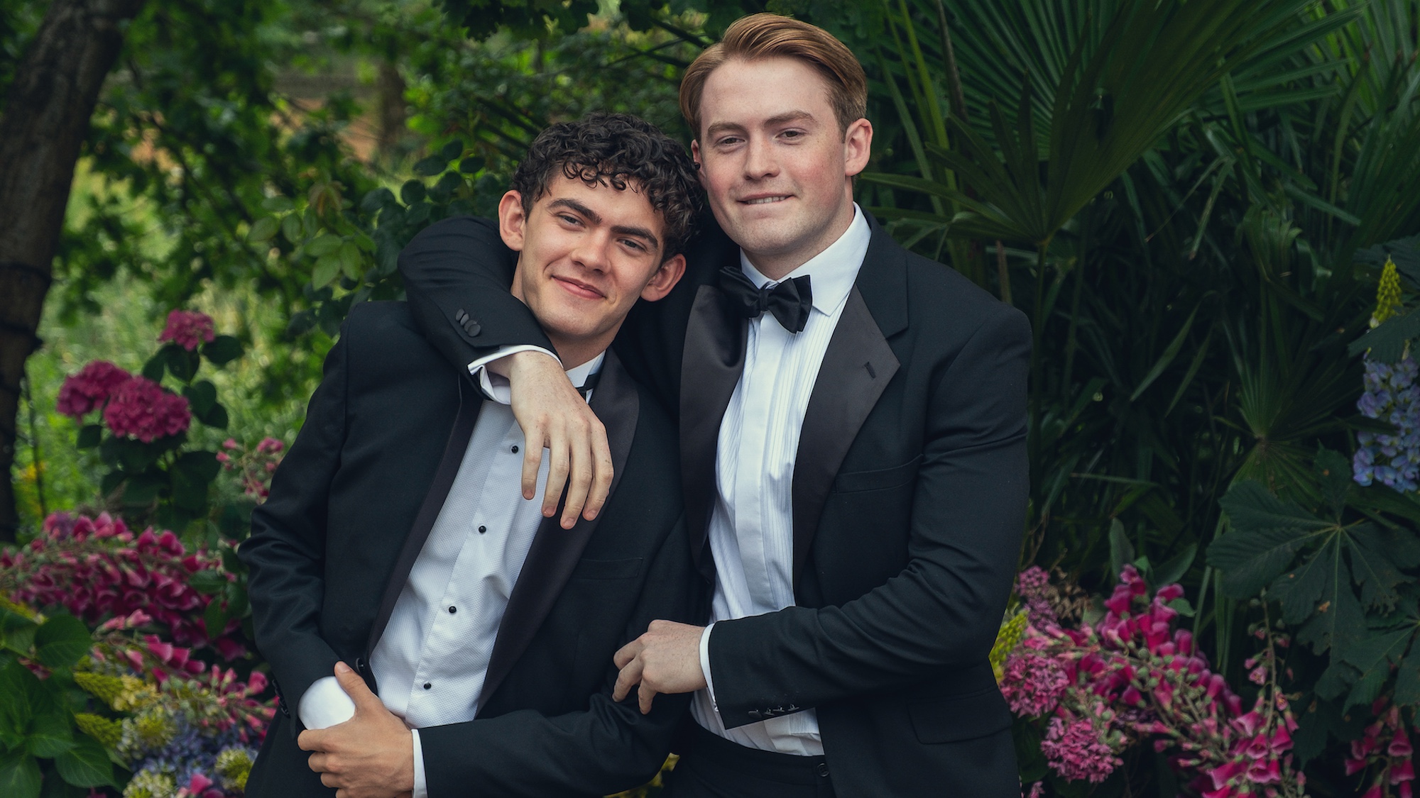 Joe Locke and Kit Connor posing together in Heartstopper Forever