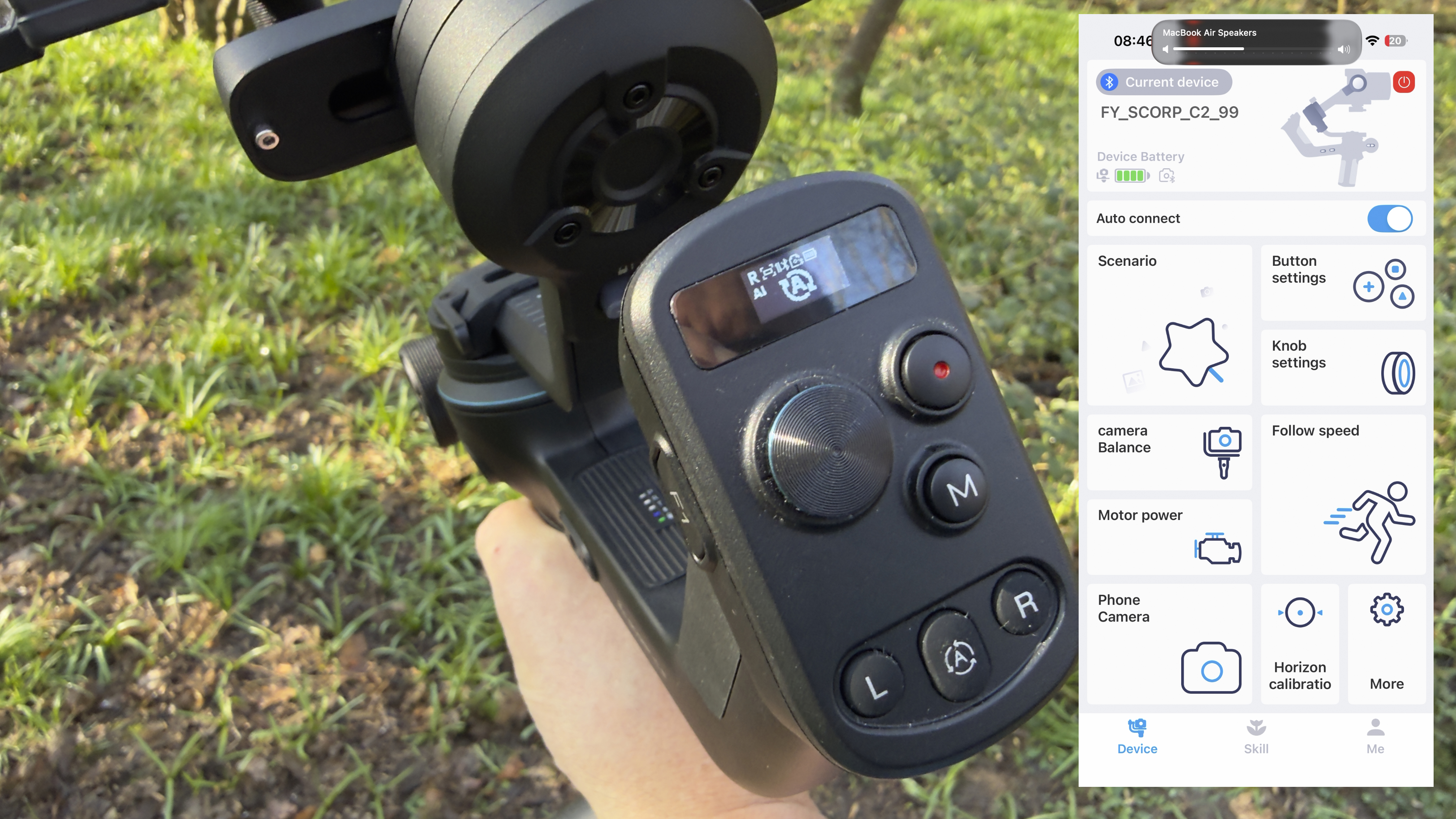 Gimbal handle with control screen and joystick, shown alongside the companion app interface