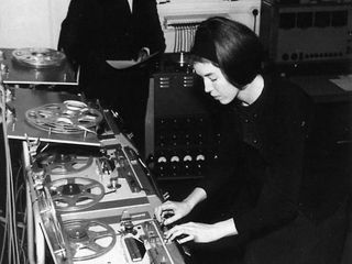 Delia Derbyshire and the BBC Radiophonic Workshop team did sterliing sci-fi work.
