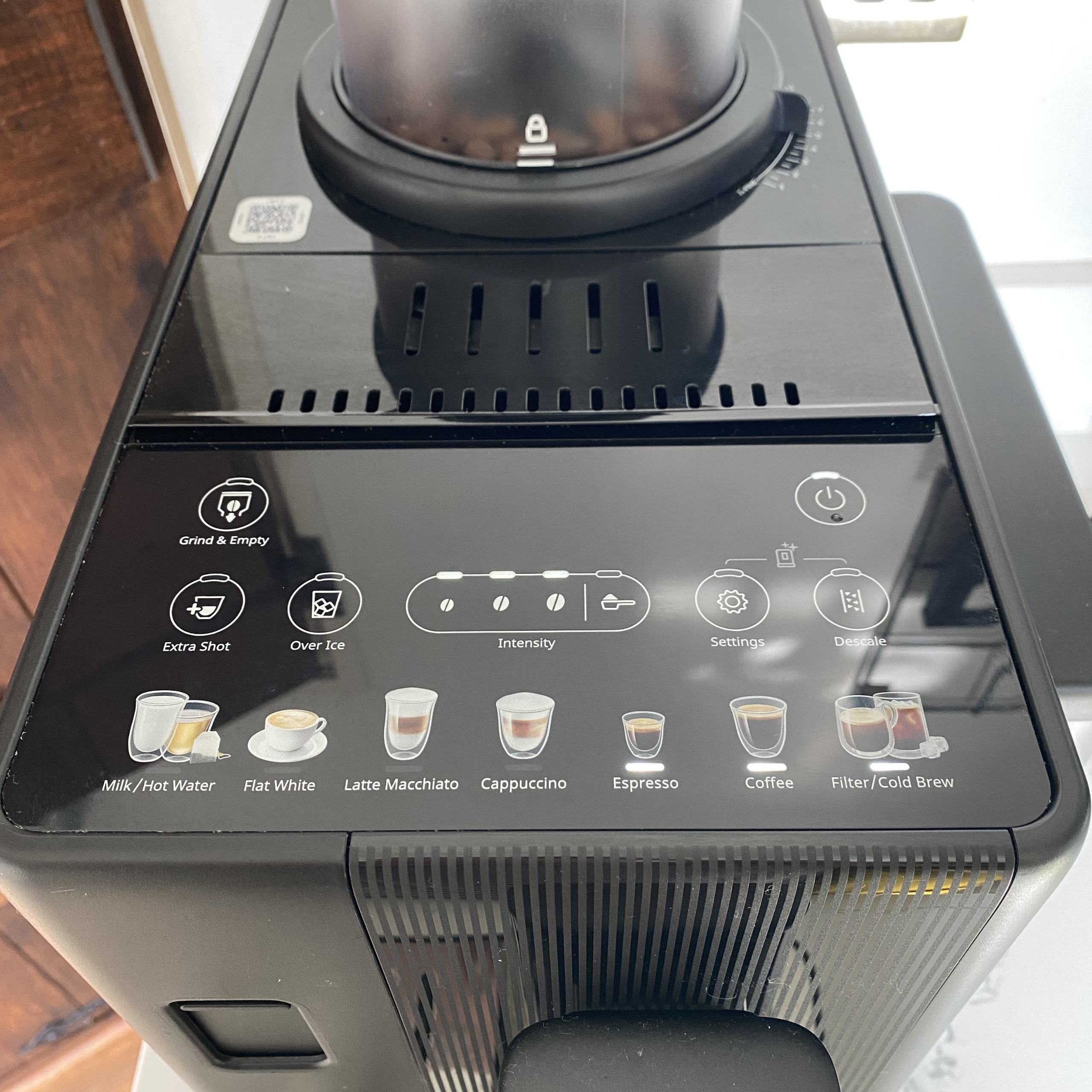 Top of De'Longhi Rivelia Start coffee machine