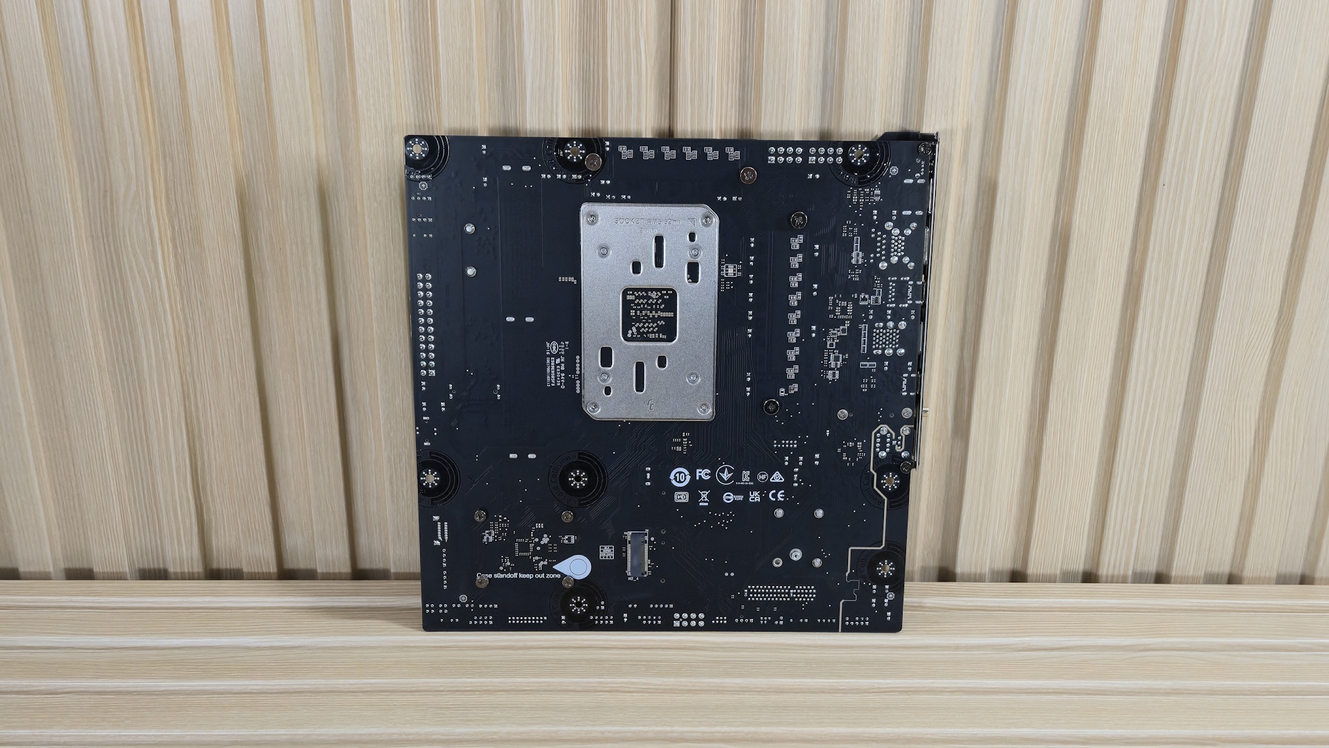 MSI B850 MPower - pictures