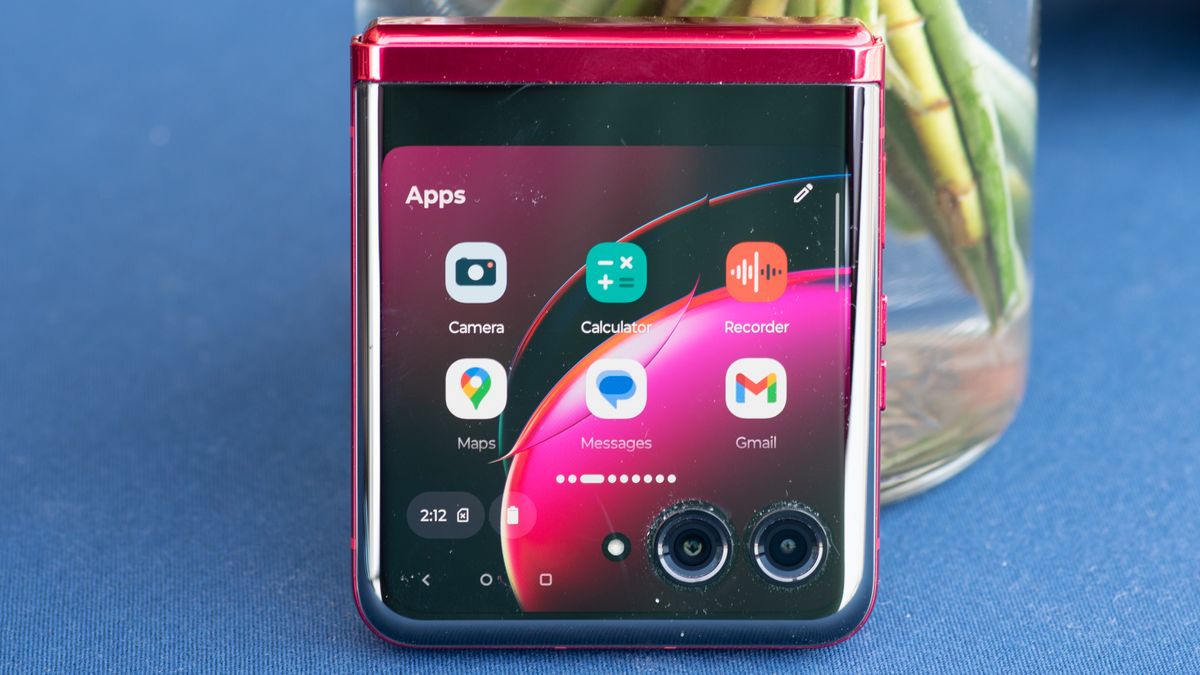 Motorola Razr Plus (2023)