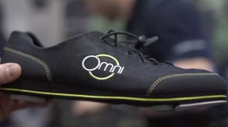 Omni shoe