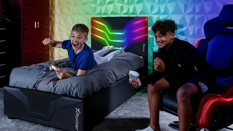 Man, I wish I had a gamer bed growing up