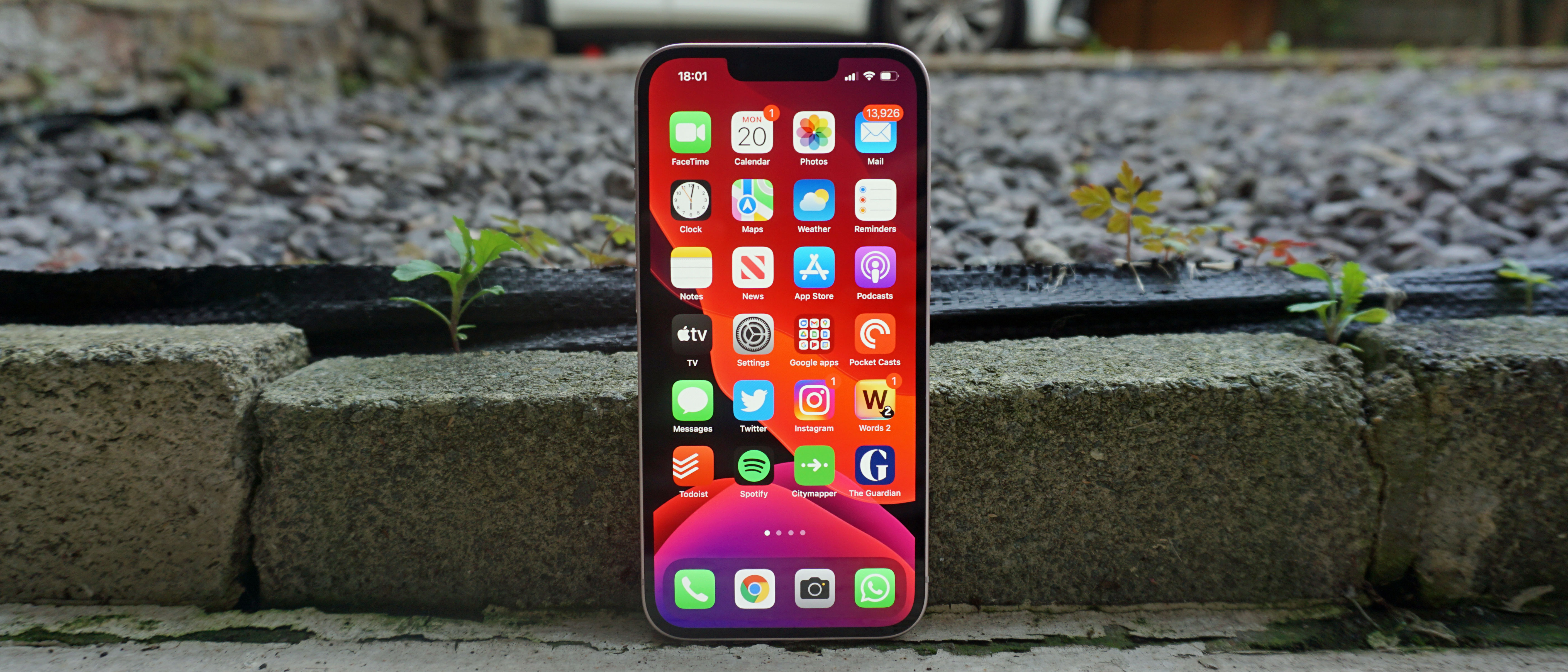 iPhone 13 and 13 Pro Unboxing and Honest First Impressions