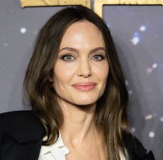 perfume - angelina jolie