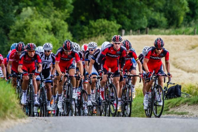 BMC sets the pace on the climb