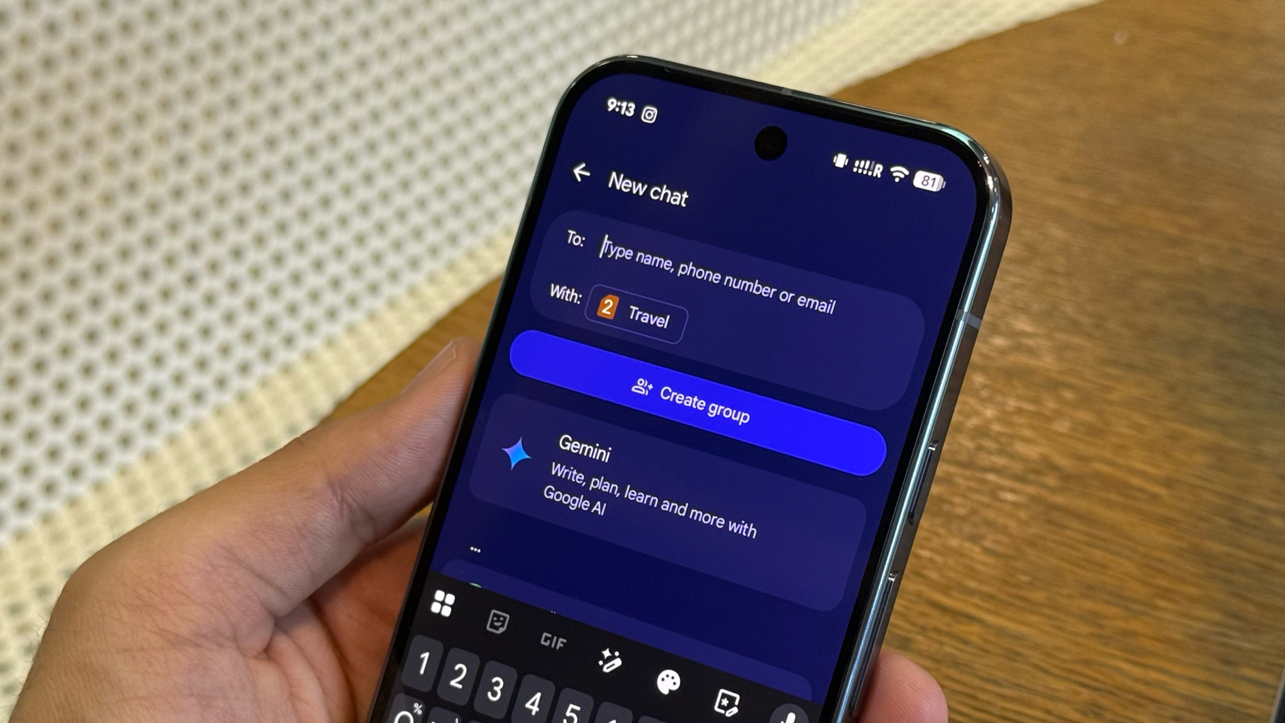 Opening a new chat in Google Messages