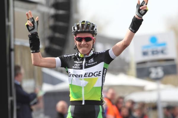 A happy Judith Arndt (GreenEdge-AIS) took her second Ronde van Vlaanderen
