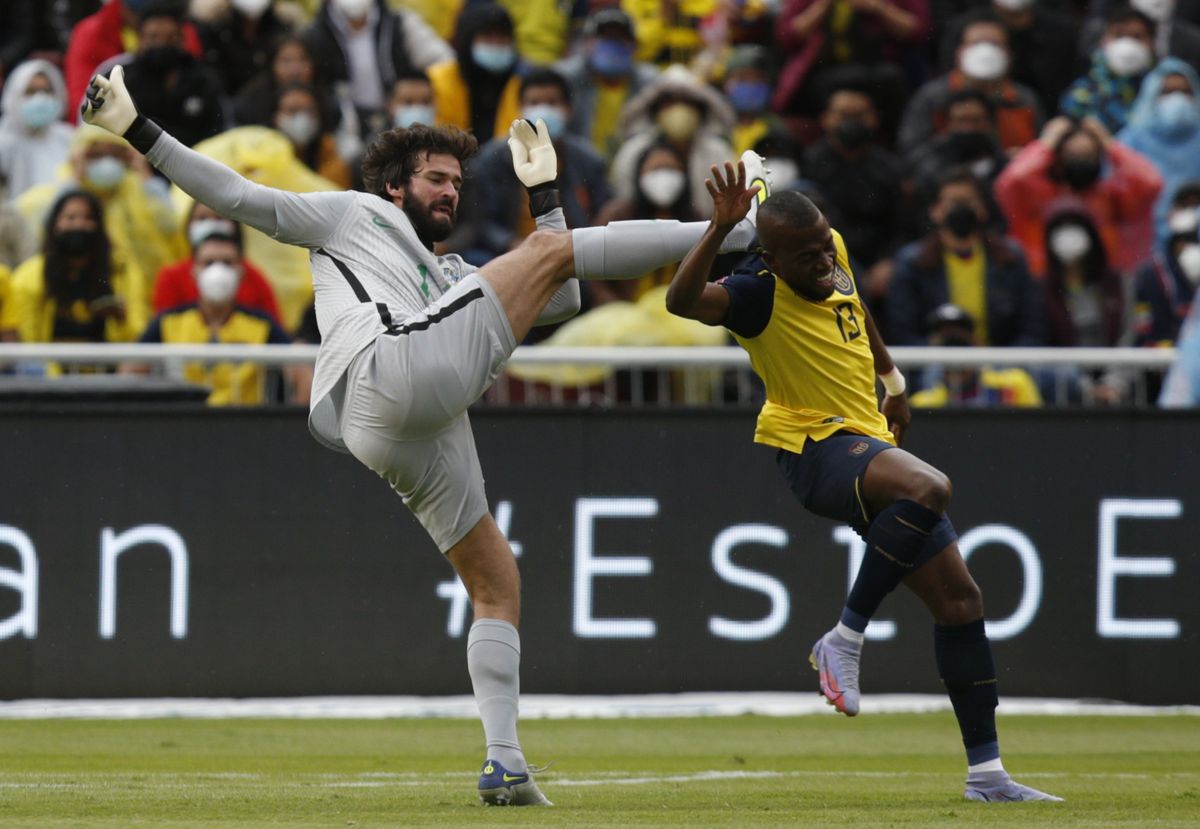 Ecuador Brazil WCup Soccer