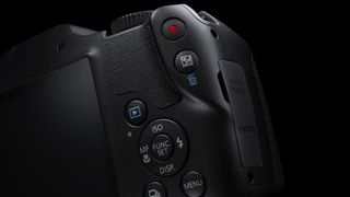 Canon SX520HS