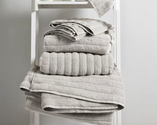 The 10 best bath towels to buy in 2022 for luxury | Real Homes