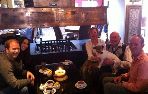 family time...Pringle not missing out!