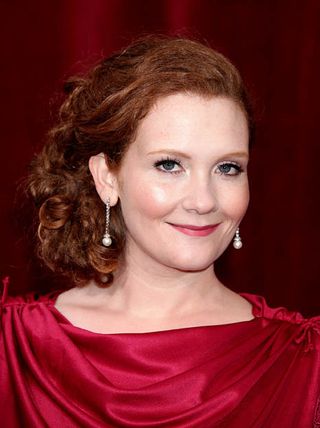 Fiz names baby Hope after Coronation St tragedy