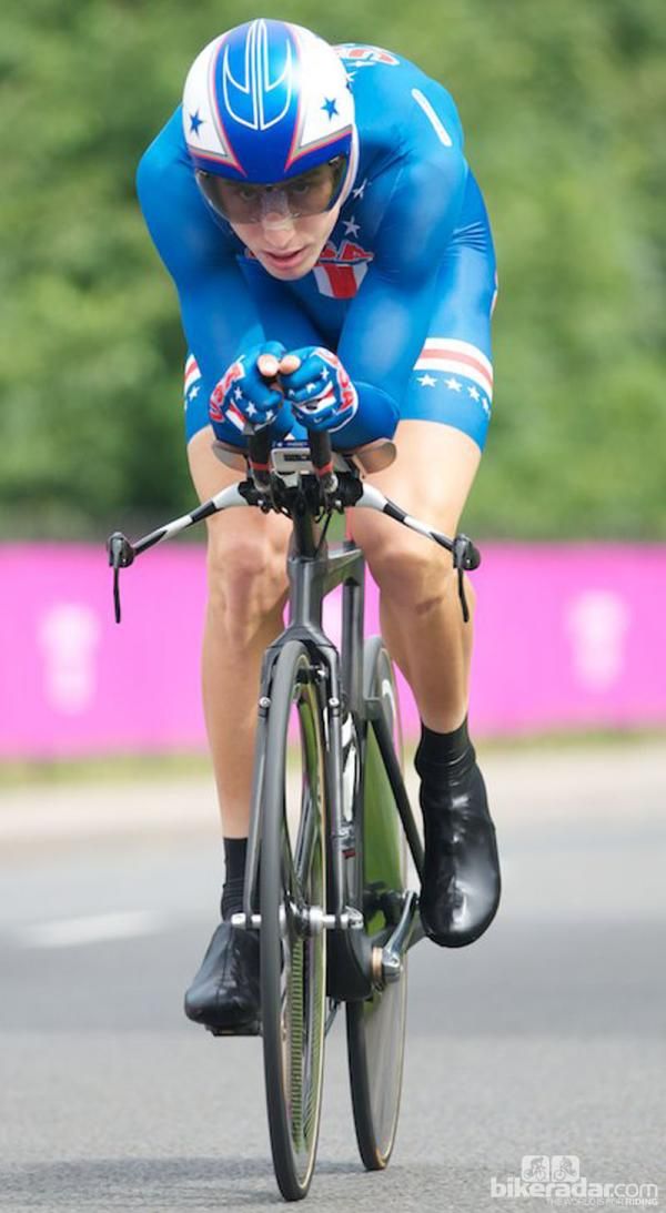 Taylor Phinney of USA looks good for a big guy: narrow tuck, HED tri spoke and Corsair bars and Giro Selector helmet. His skinsuit doesn't look to be the same as Kristin Armstrong's as there's no textured upper arm.