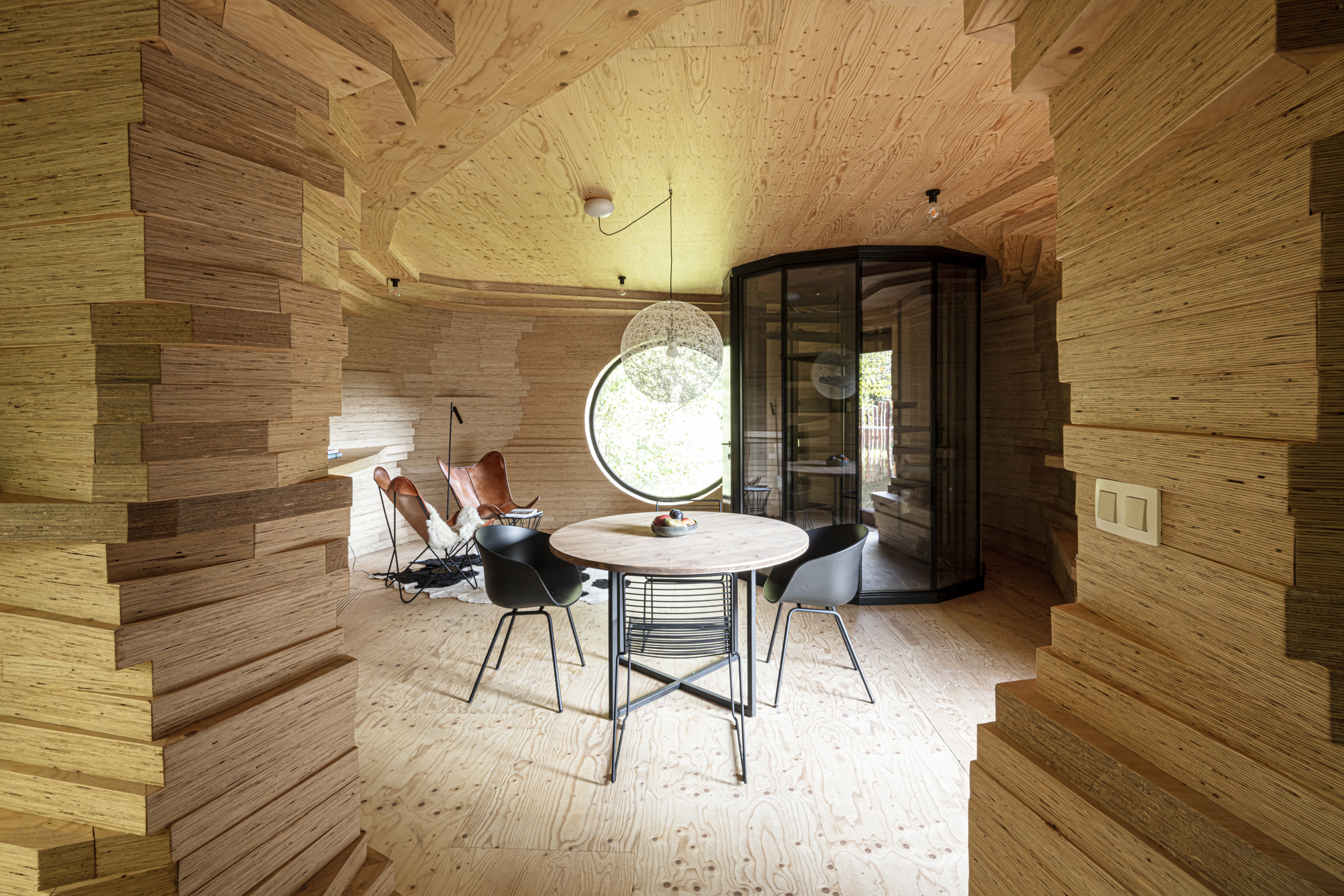 alex guesthouse atelier vens vanbelle main living space