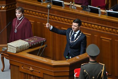 Volodymyr Zelensky sworn in as Ukraine's president