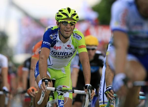 Vincenzo Nibali (Liquigas-Cannondale) emerged unscathed from stage 6 and holds 7th on general classification as the Tour moves to the mountains on the next stage.